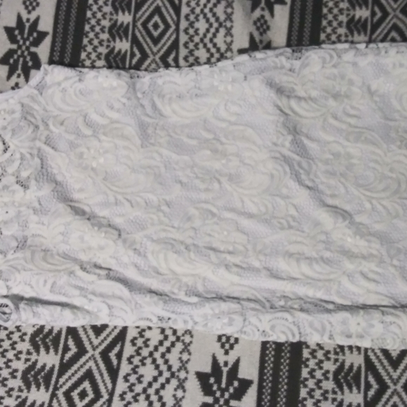White short dress - Picture 3 of 4